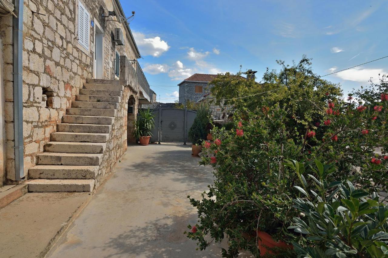 House Tihana Donje Selo na Šolti Extérieur photo