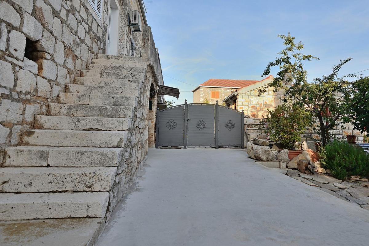 House Tihana Donje Selo na Šolti Extérieur photo